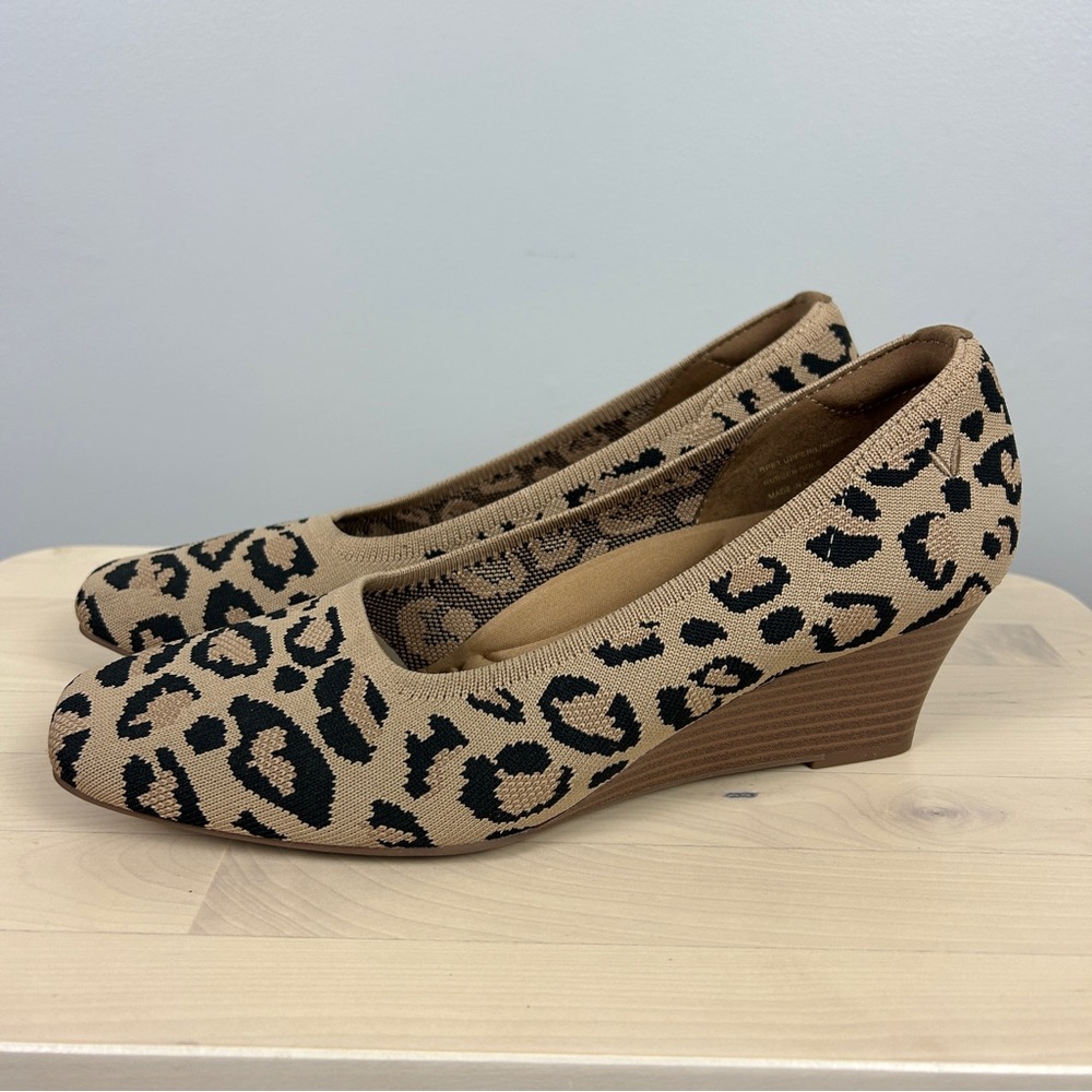 VIVAIA Margot Wedge Pro Leopard Square Toe Size 9/40 Animal Print Office Comfort
